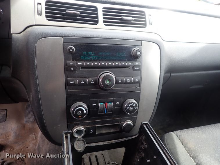 image for item DJ5567 2013 Chevrolet Tahoe Police  SUV