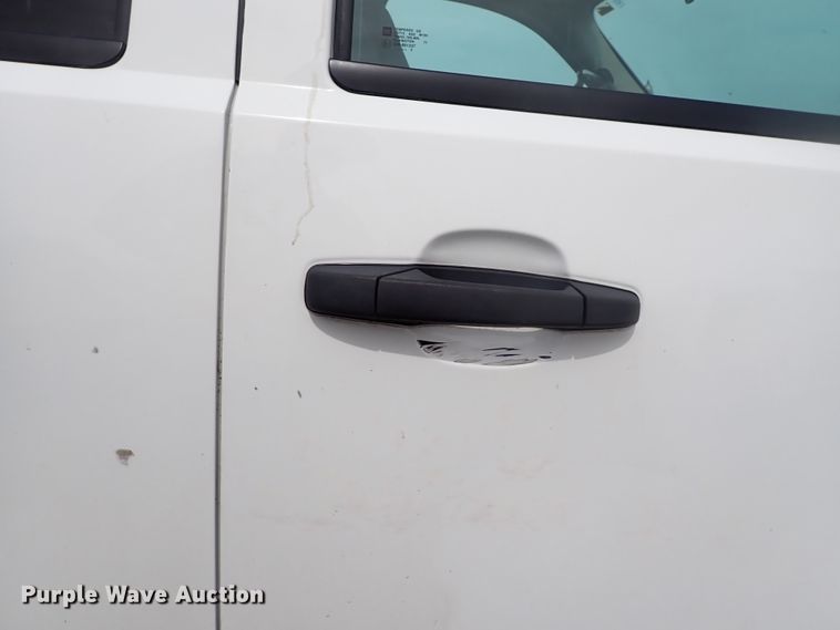 image for item DJ5567 2013 Chevrolet Tahoe Police  SUV