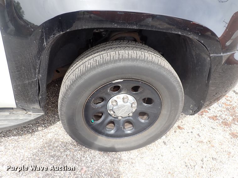 image for item DJ5567 2013 Chevrolet Tahoe Police  SUV