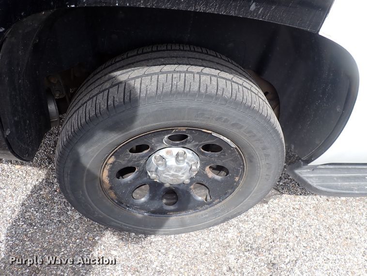 image for item DJ5567 2013 Chevrolet Tahoe Police  SUV