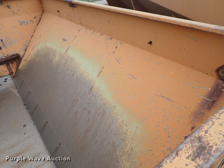 image for item DJ5585 Henderson spreader