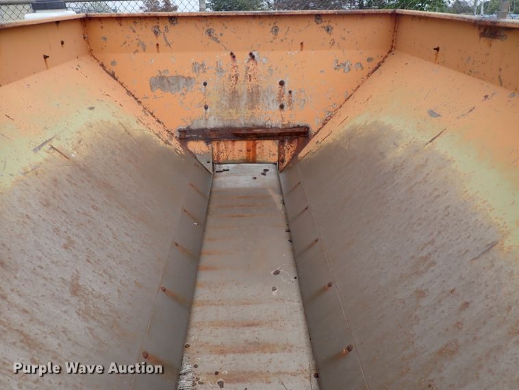 image for item DJ5585 Henderson spreader