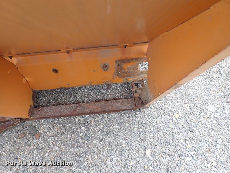 image for item DJ5585 Henderson spreader