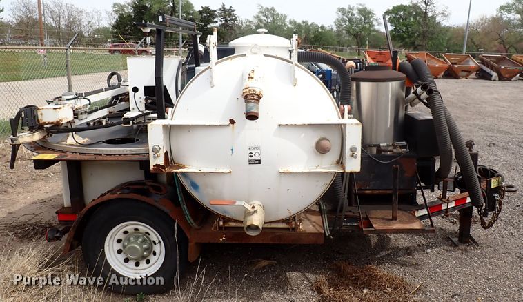 image for item DJ5588 2008 Wachs 7700010 water valve exerciser trailer