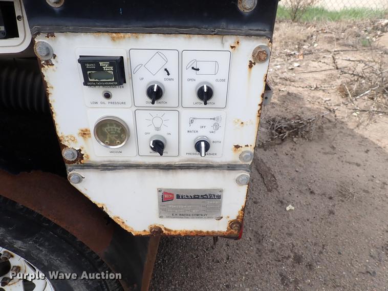 image for item DJ5588 2008 Wachs 7700010 water valve exerciser trailer