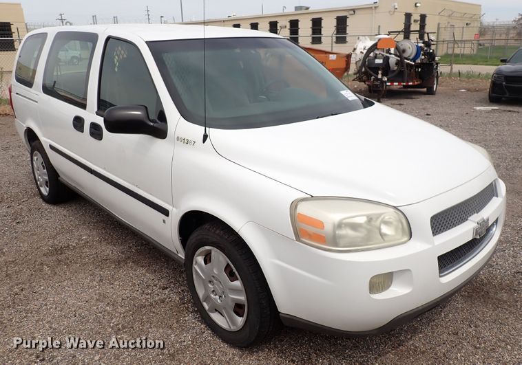 image for item DJ5591 2007 Chevrolet Uplander  van