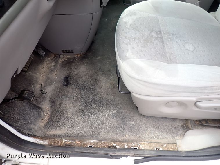 image for item DJ5591 2007 Chevrolet Uplander  van