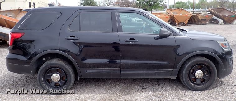 image for item DJ5592 2017 Ford Explorer Police Interceptor  SUV