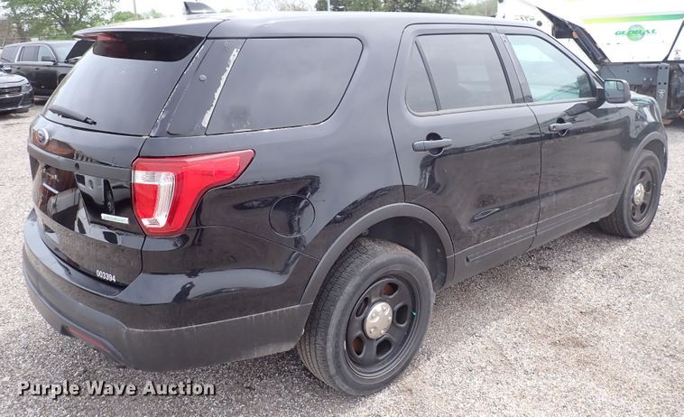image for item DJ5592 2017 Ford Explorer Police Interceptor  SUV