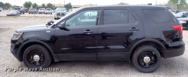 image for item DJ5592 2017 Ford Explorer Police Interceptor  SUV