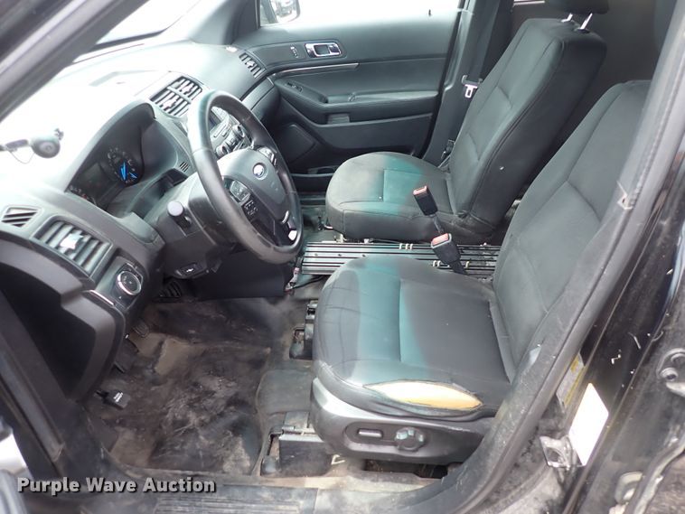 image for item DJ5592 2017 Ford Explorer Police Interceptor  SUV