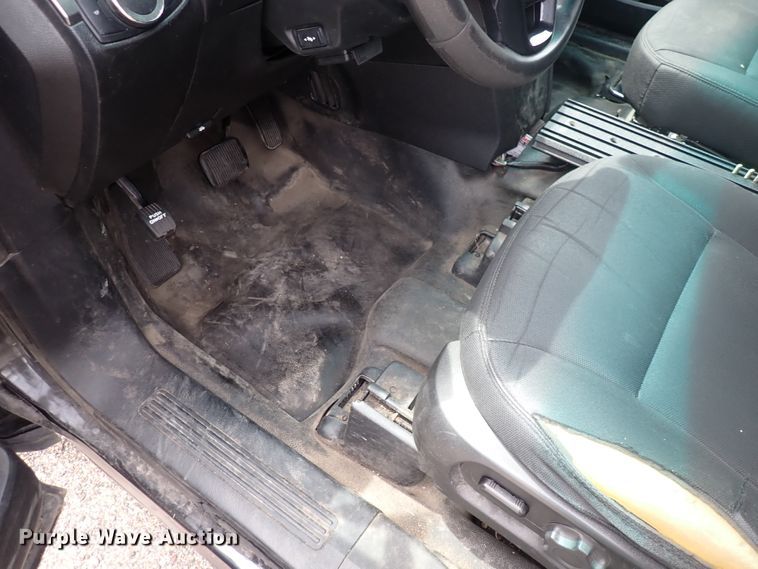 image for item DJ5592 2017 Ford Explorer Police Interceptor  SUV