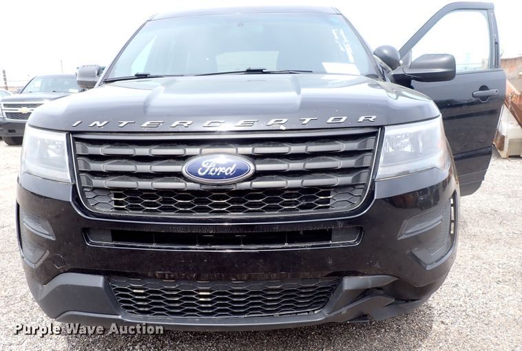image for item DJ5592 2017 Ford Explorer Police Interceptor  SUV
