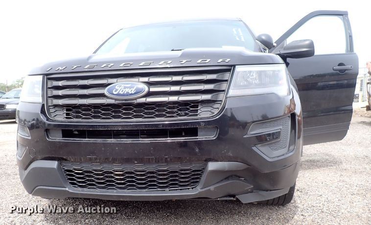 image for item DJ5592 2017 Ford Explorer Police Interceptor  SUV