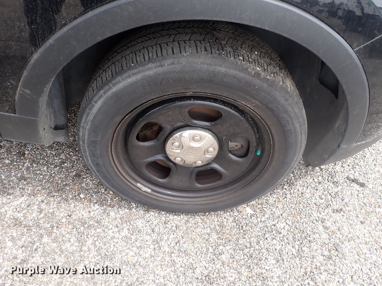 image for item DJ5592 2017 Ford Explorer Police Interceptor  SUV