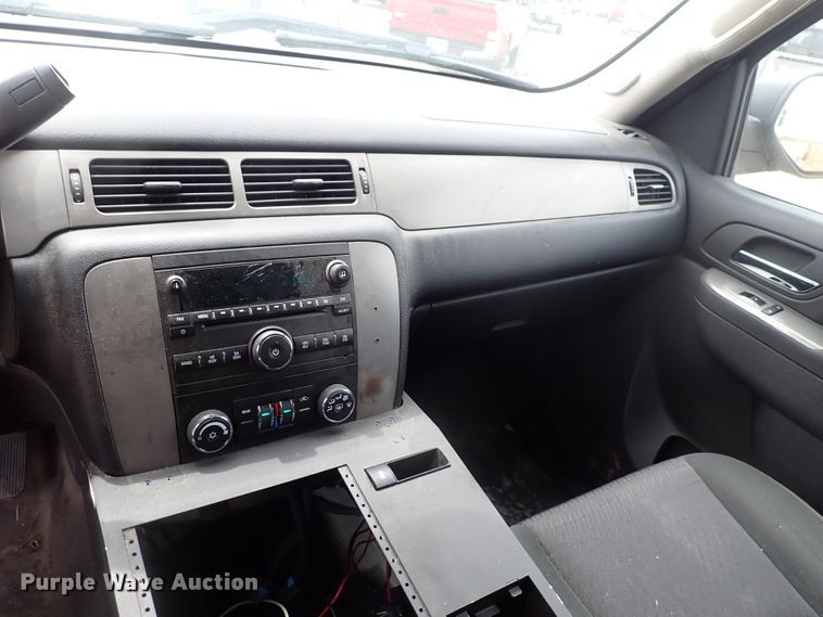 image for item DJ5600 2014 Chevrolet Tahoe Police  SUV