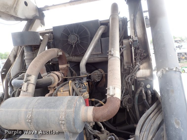 image for item DJ5601 2015 Global M3  street sweeper