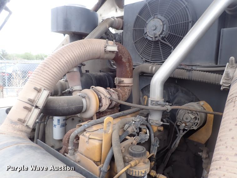 image for item DJ5602 2015 Global M3  street sweeper