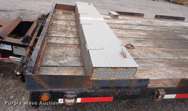 image for item DJ5603 2003 Etnyre CFA-10T  equipment trailer