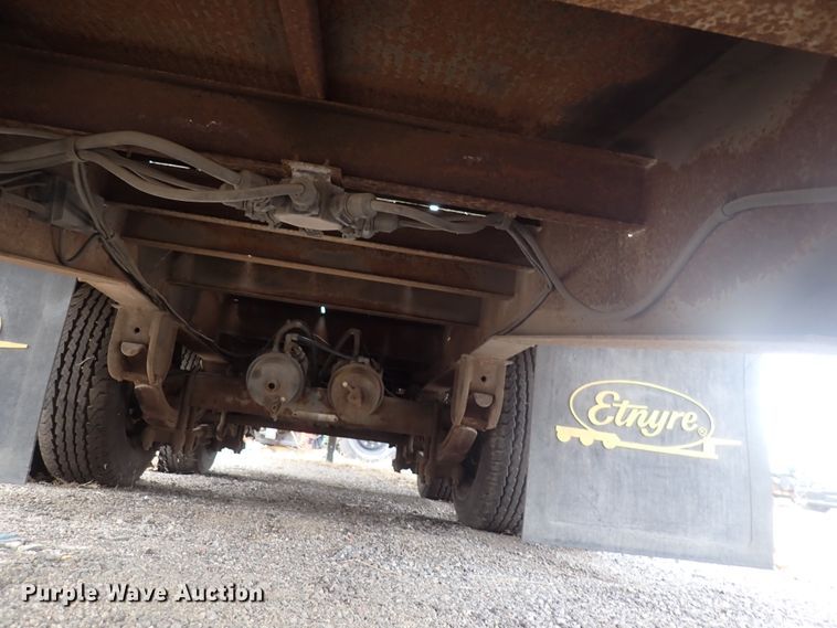 image for item DJ5603 2003 Etnyre CFA-10T  equipment trailer