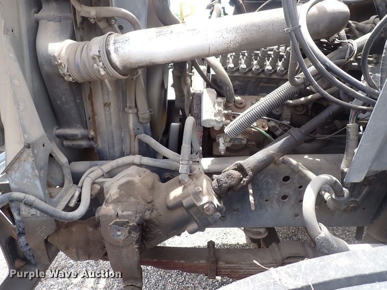 image for item DJ5604 1996 Ford F800  crane truck