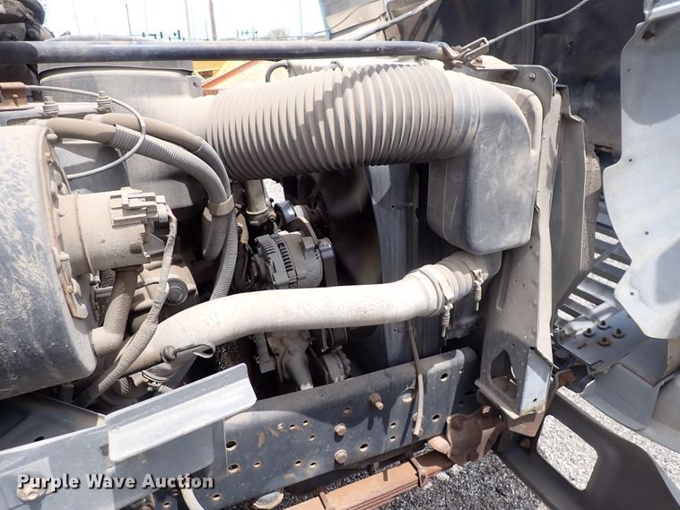 image for item DJ5604 1996 Ford F800  crane truck