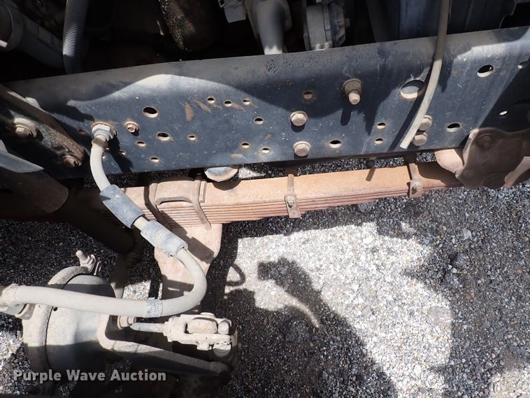 image for item DJ5604 1996 Ford F800  crane truck