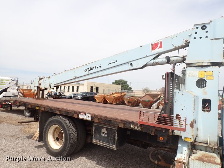 image for item DJ5604 1996 Ford F800  crane truck