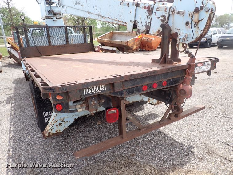 image for item DJ5604 1996 Ford F800  crane truck