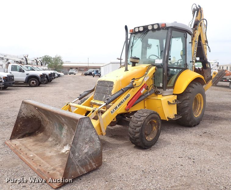 image for item DJ5605 2006 New Holland B95  backhoe