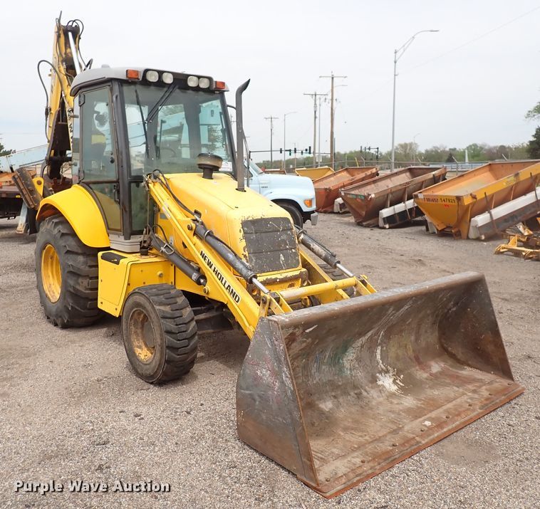 image for item DJ5605 2006 New Holland B95  backhoe