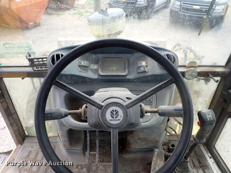 image for item DJ5605 2006 New Holland B95  backhoe