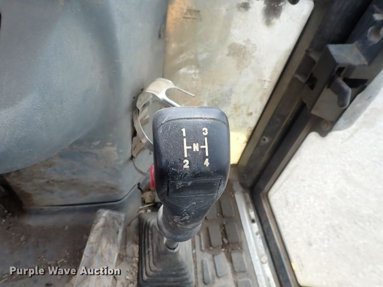 image for item DJ5605 2006 New Holland B95  backhoe