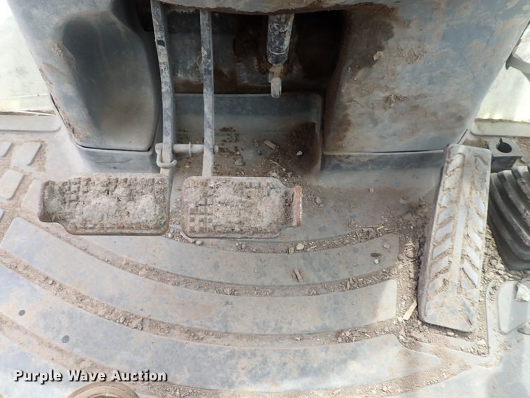 image for item DJ5605 2006 New Holland B95  backhoe