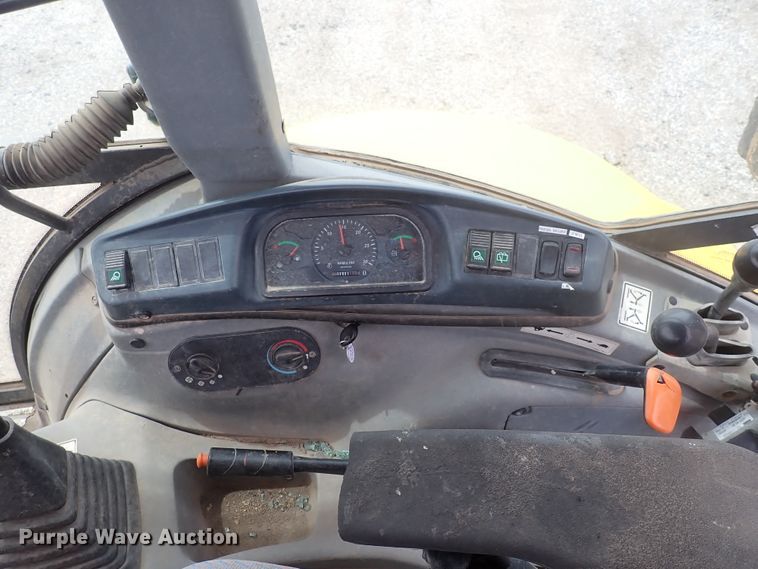 image for item DJ5605 2006 New Holland B95  backhoe