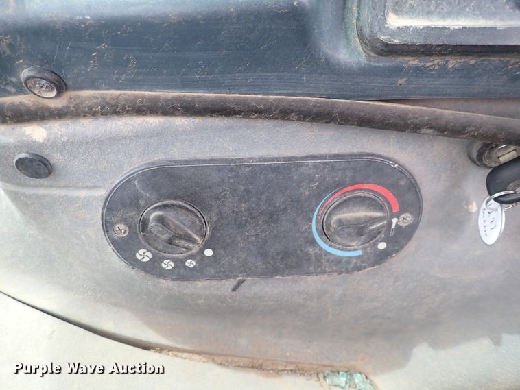 image for item DJ5605 2006 New Holland B95  backhoe