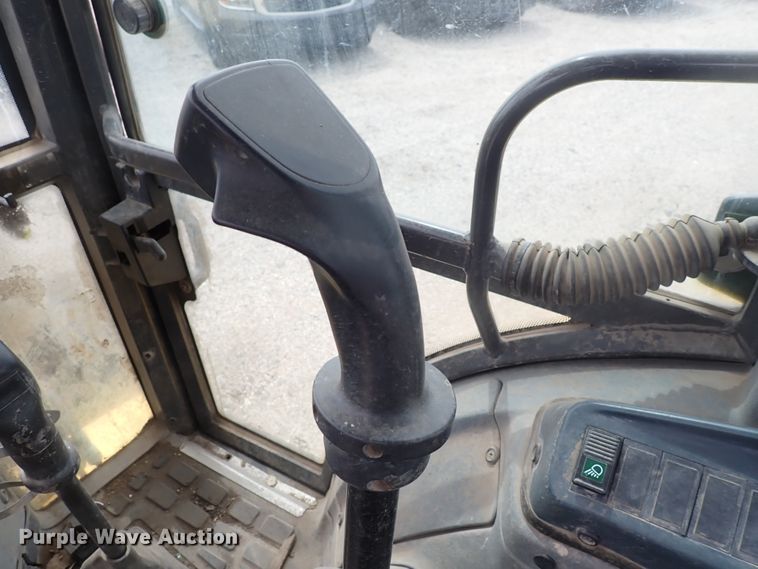 image for item DJ5605 2006 New Holland B95  backhoe