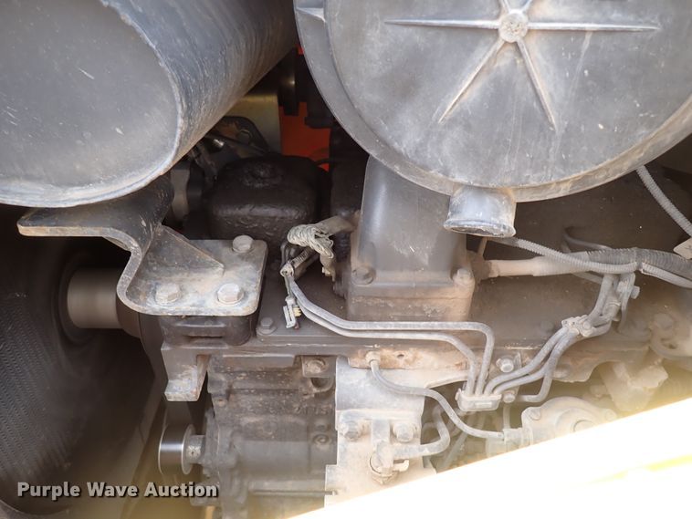 image for item DJ5605 2006 New Holland B95  backhoe