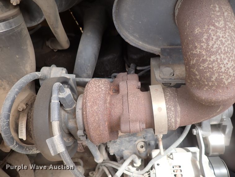 image for item DJ5605 2006 New Holland B95  backhoe