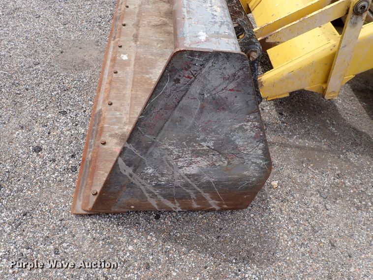 image for item DJ5605 2006 New Holland B95  backhoe