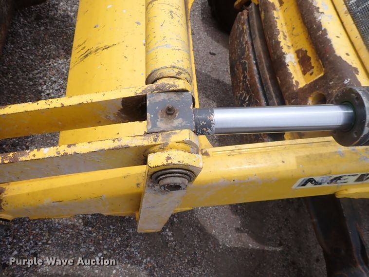 image for item DJ5605 2006 New Holland B95  backhoe