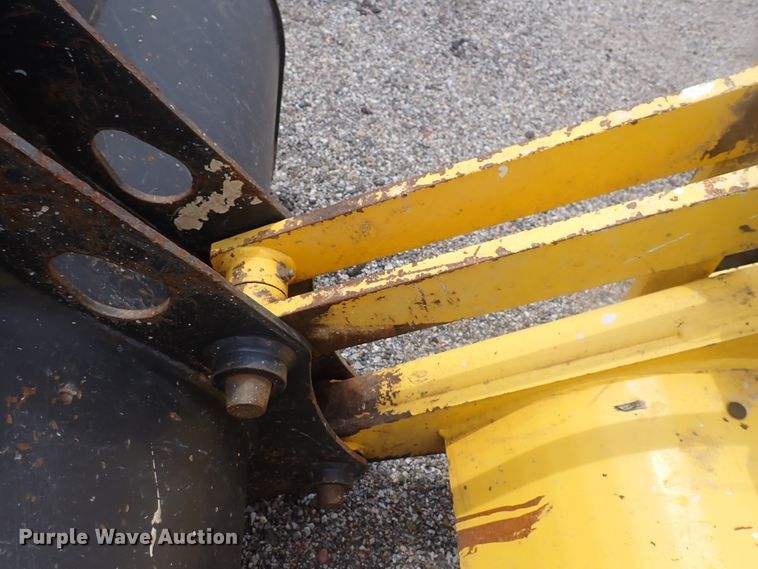 image for item DJ5605 2006 New Holland B95  backhoe