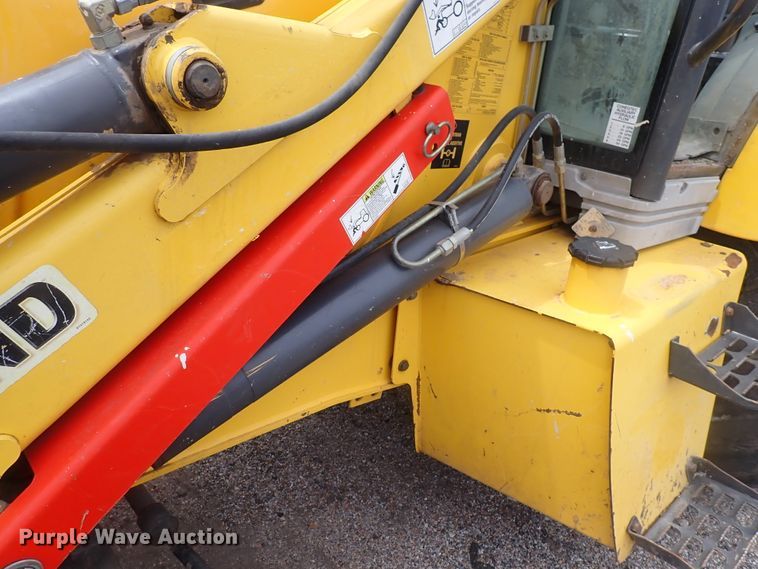 image for item DJ5605 2006 New Holland B95  backhoe