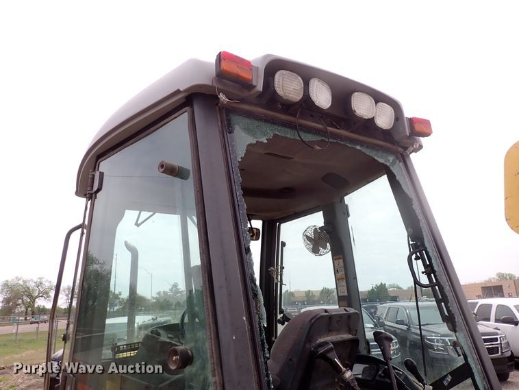 image for item DJ5605 2006 New Holland B95  backhoe