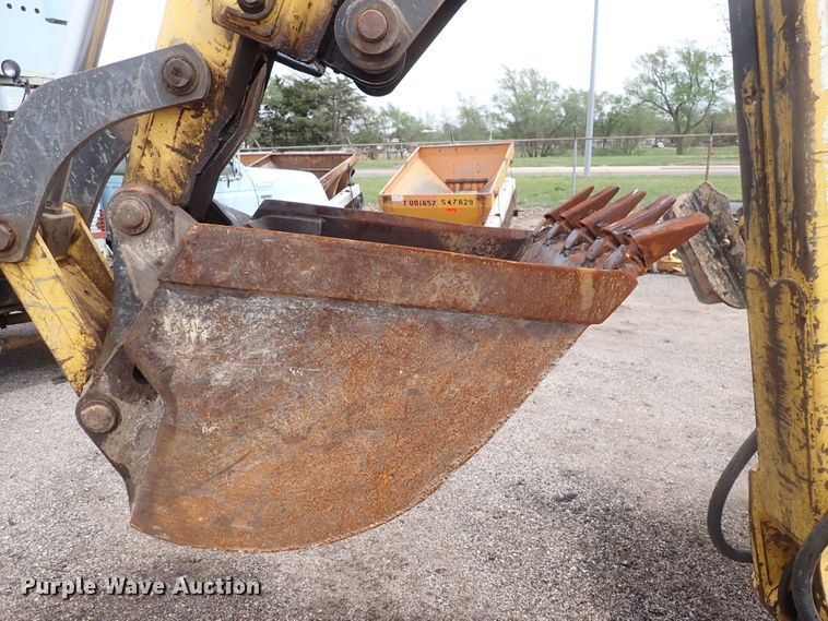 image for item DJ5605 2006 New Holland B95  backhoe