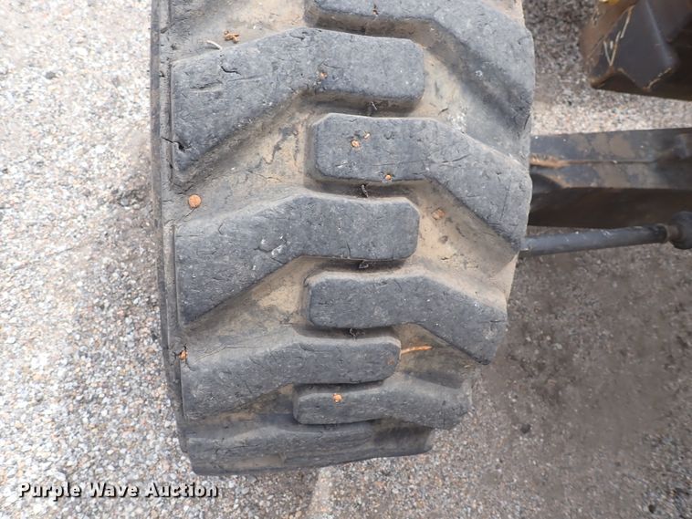 image for item DJ5605 2006 New Holland B95  backhoe