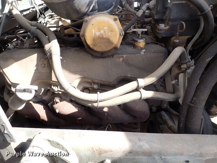 image for item DJ5610 1983 Mack DM492S  semi truck