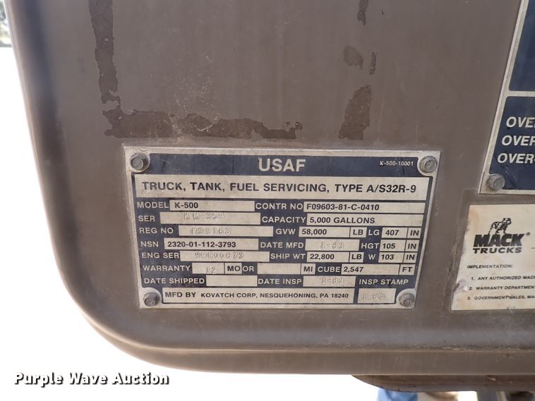 image for item DJ5610 1983 Mack DM492S  semi truck