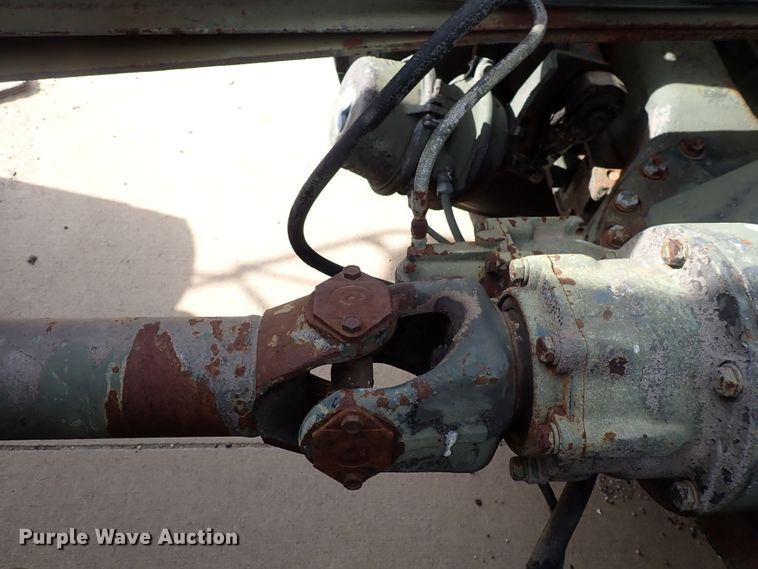 image for item DJ5610 1983 Mack DM492S  semi truck