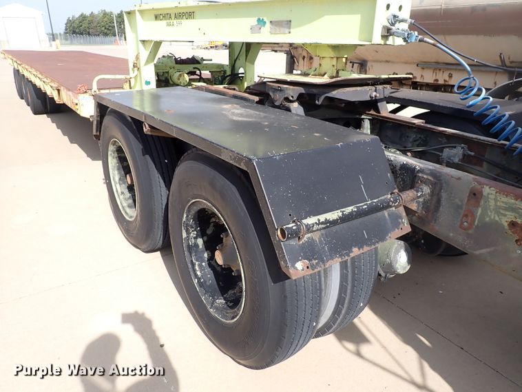 image for item DJ5610 1983 Mack DM492S  semi truck